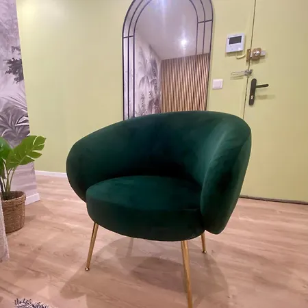 4-bedroom Flat - Parking, Wifi 奥尔沃