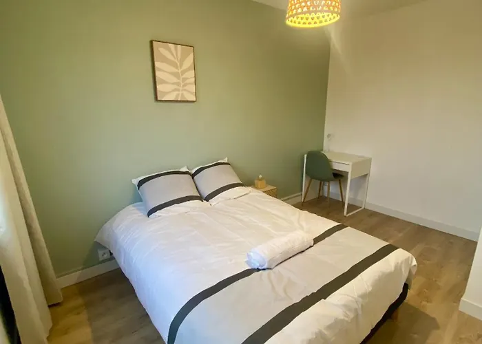 4-bedroom Flat - Parking, Wifi * 奥尔沃